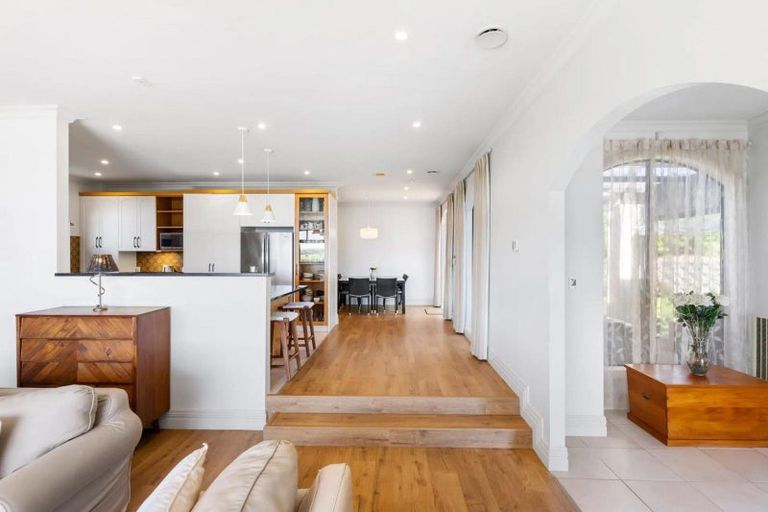 Photo of property in 13 Pacific Cliffs Drive, Gulf Harbour, Whangaparaoa, 0930