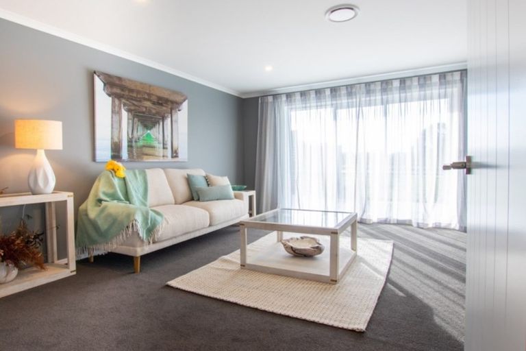 Photo of property in 51 Mike Smith Drive, Cambridge, 3434