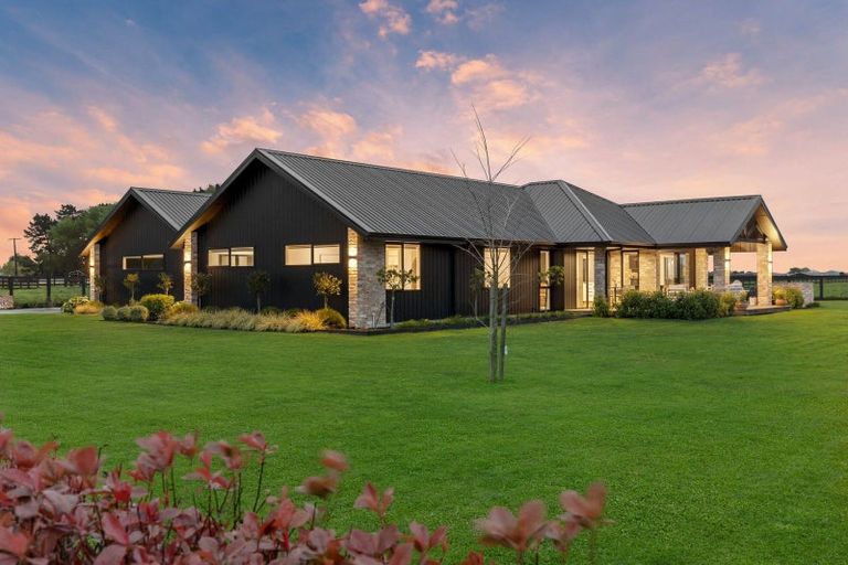 Photo of property in 72 Redoubt Road, Cambridge, 3495