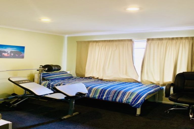 Photo of property in 6 Merrilees Place, Linwood, Christchurch, 8062