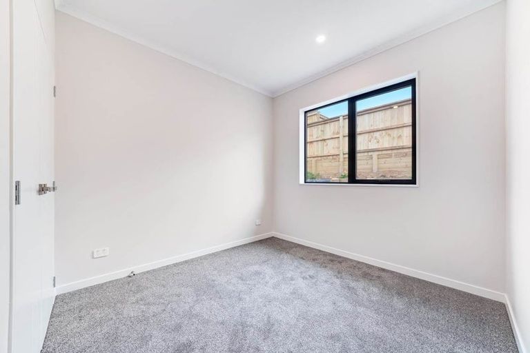 Photo of property in 16 Viv Green Place, Pokeno, 2402