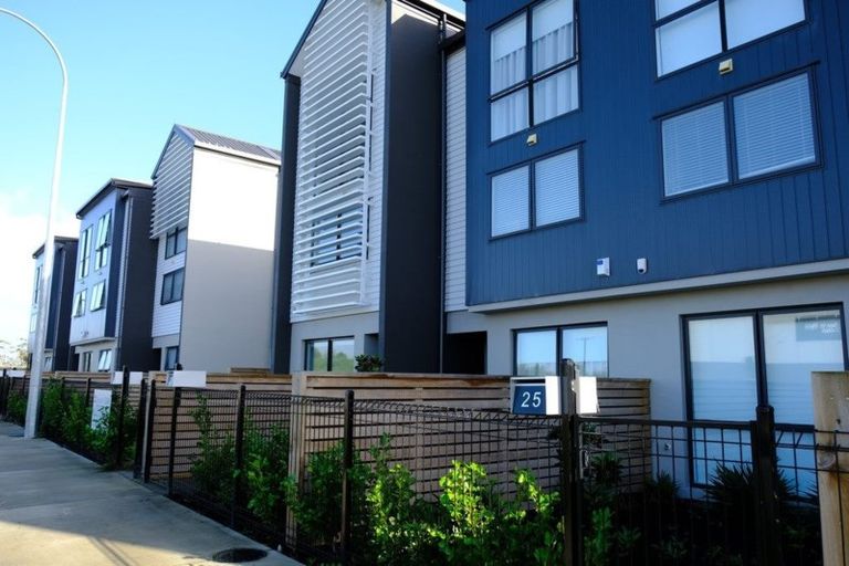 Photo of property in 25 Settlers Avenue, Hobsonville, Auckland, 0618