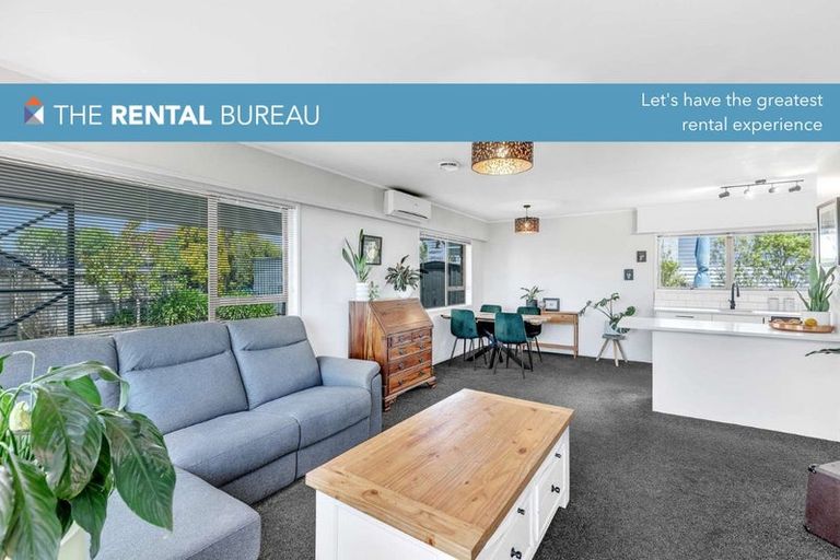 Photo of property in 1 Pleasant Road, Glen Eden, Auckland, 0602