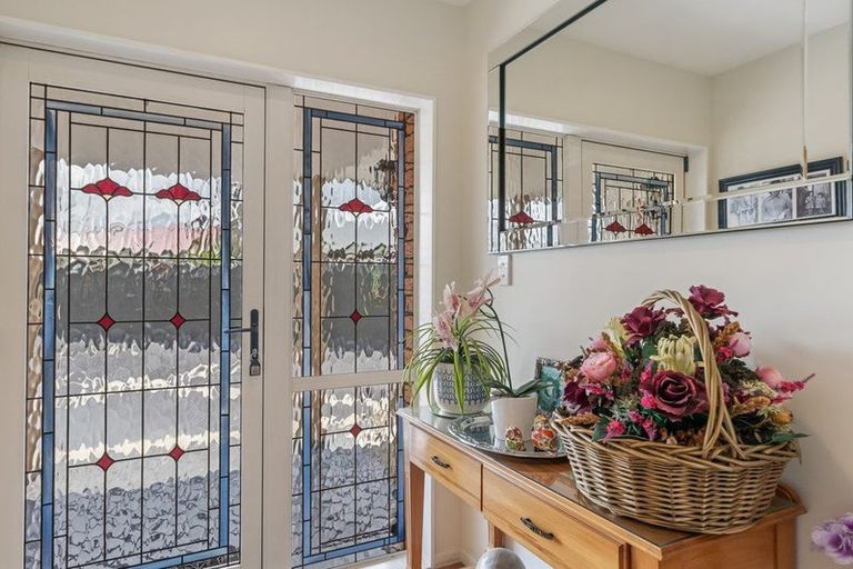 Photo of property in 18a Ebdentown Street, Ebdentown, Upper Hutt, 5018