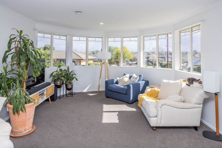Photo of property in 12 Flora Way, Rototuna, Hamilton, 3210