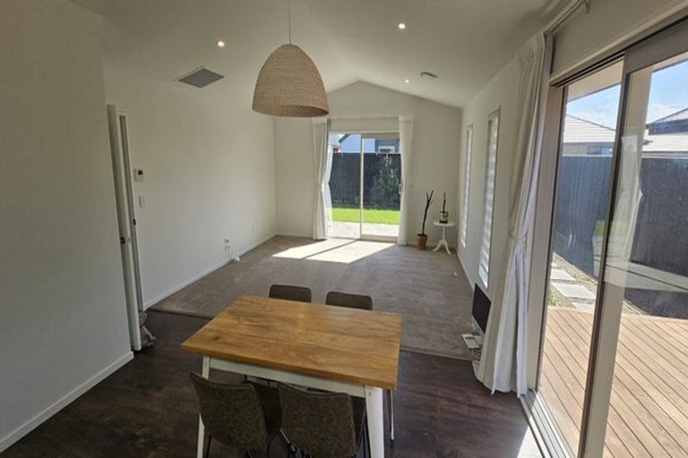Photo of property in 10 Grimwood Street, Woodend, 7610