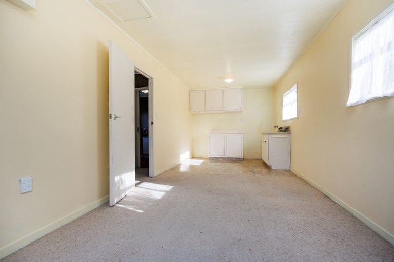 Photo of property in 90 Wood Street, Takaro, Palmerston North, 4410