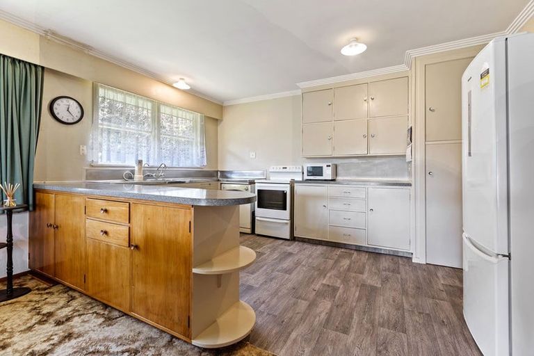 Photo of property in 198 Tasman Street, Opunake, 4616