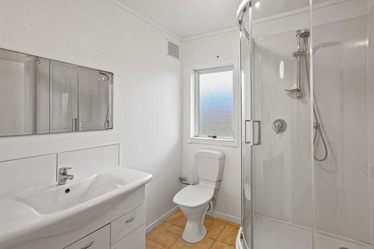 Photo of property in 75 Belt Road, New Plymouth, 4310