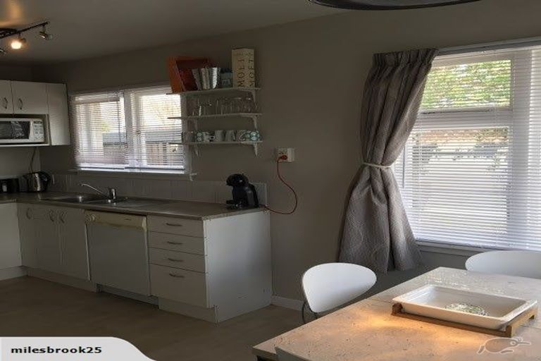 Photo of property in 10 Springhill Street, Avonhead, Christchurch, 8042