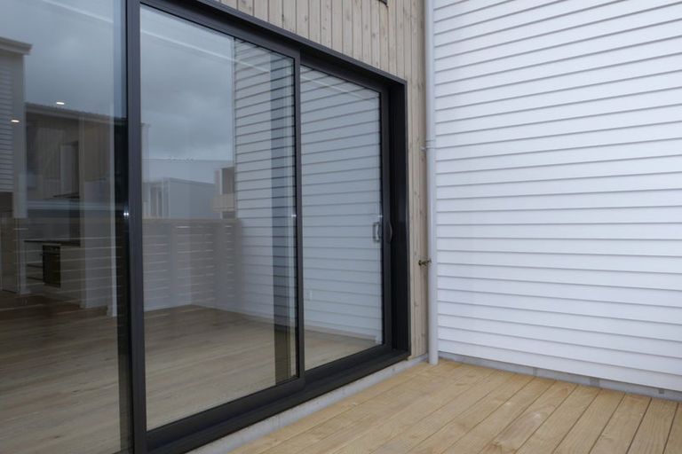 Photo of property in 10 Kamahi Place, Paraparaumu, 5032