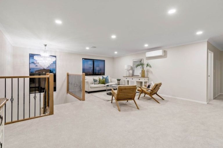 Photo of property in 60 Lime Hill Rise, Flat Bush, Auckland, 2019