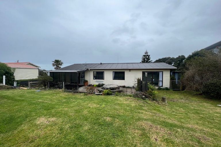 Photo of property in 15 Williams Crescent, Maketu, 3189