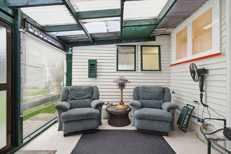 Photo of property in 26 East Road, Shannon, 4821