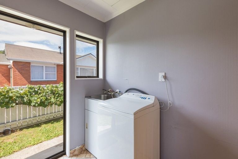 Photo of property in 14 Maitland Avenue, Stoke, Nelson, 7011