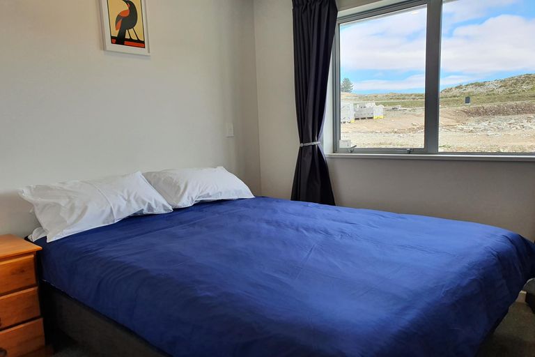 Photo of property in 37 Howden Drive, Jacks Point, 9371