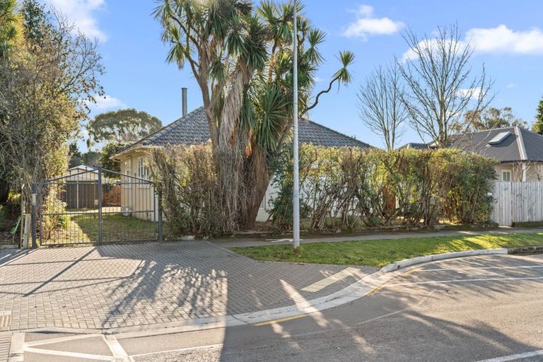 Photo of property in 120 Peverel Street, Riccarton, Christchurch, 8041