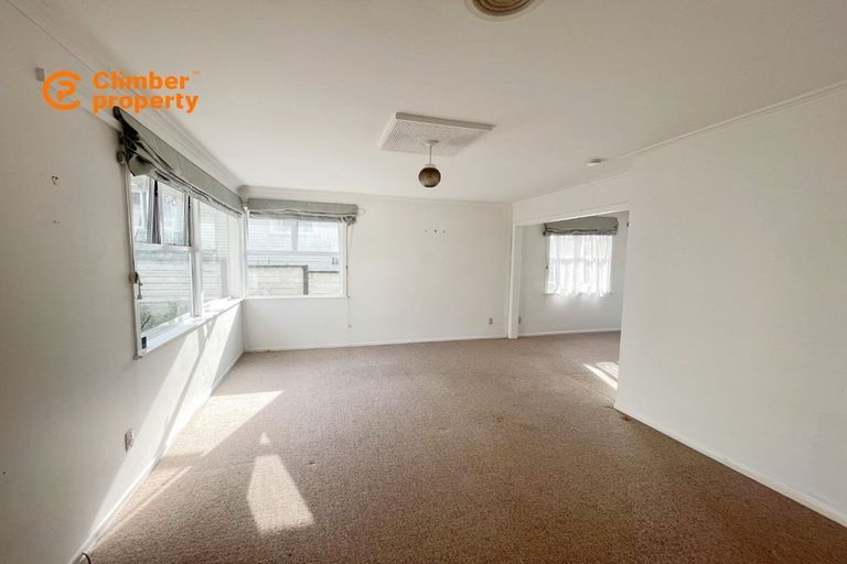 Photo of property in 4 Hepper Street, New Lynn, Auckland, 0600