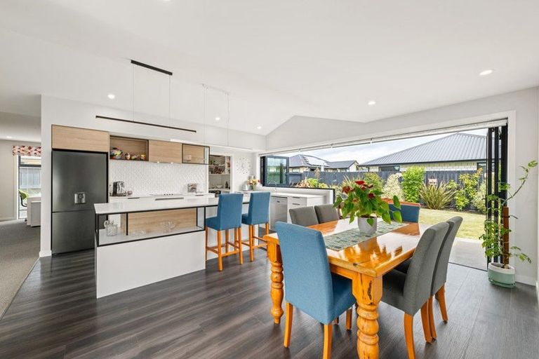 Photo of property in 17 Rose Manor Drive, Springlands, Blenheim, 7201