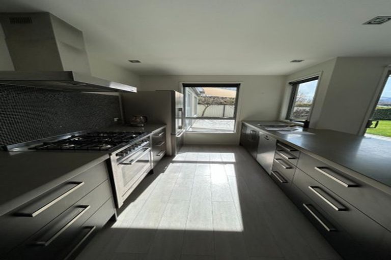 Photo of property in 24 Old Station Avenue, Wanaka, 9305