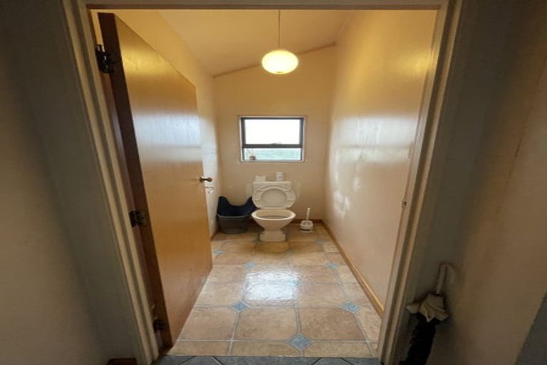 Photo of property in 50 Eugenia Rise, Totara Heights, Auckland, 2105