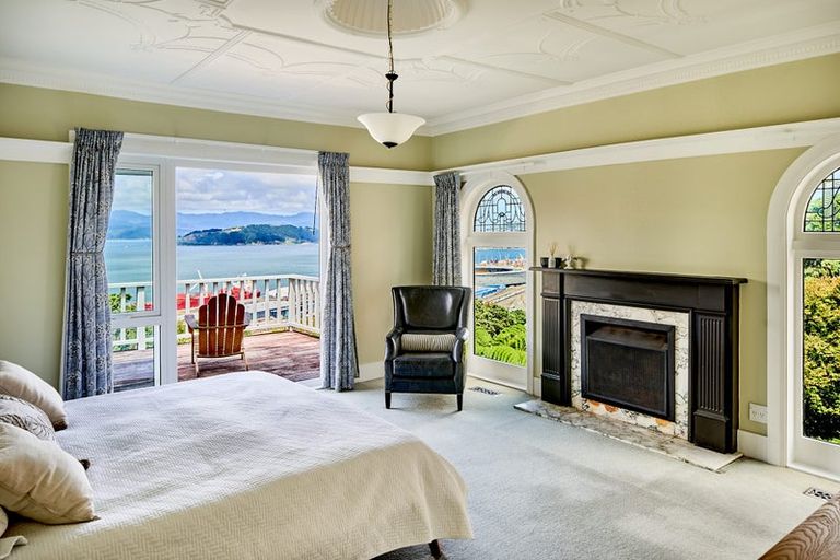 Photo of property in 11 Lower Watt Street, Wadestown, Wellington, 6012