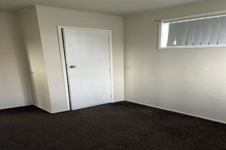 Photo of property in 35 Darnell Crescent, Clover Park, Auckland, 2019