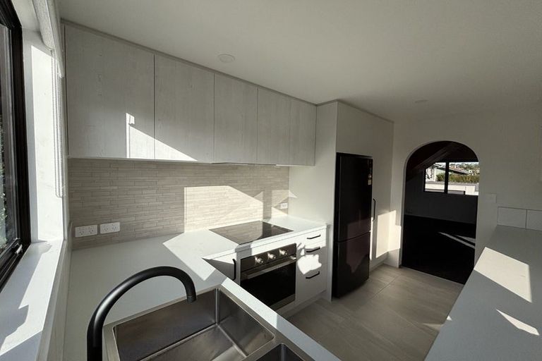 Photo of property in 27a Bay Street, Red Beach, 0932