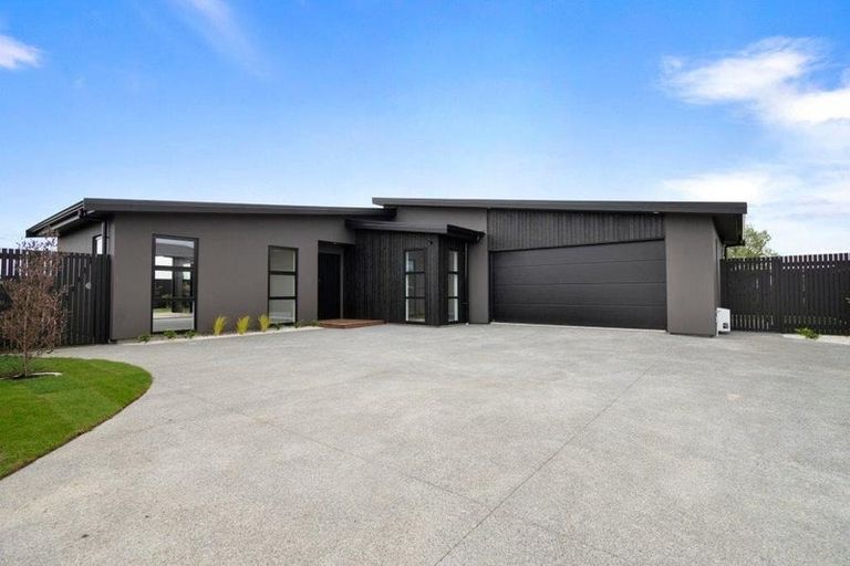 Photo of property in 126 Churcher Street, Feilding, 4702