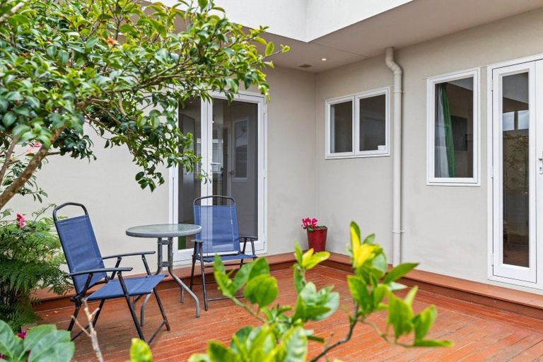 Photo of property in 1/40 The Esplanade, Westshore, Napier, 4110