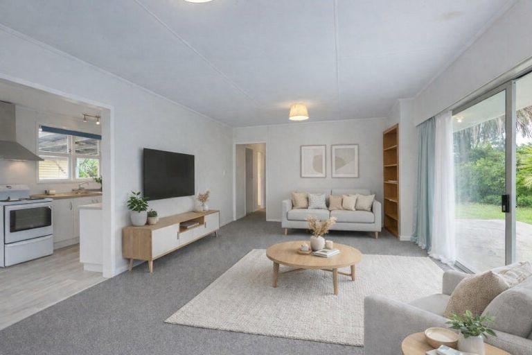 Photo of property in 9 Hardie Grove, Featherston, 5710