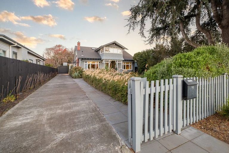 Photo of property in 86 Saint Martins Road, Saint Martins, Christchurch, 8022