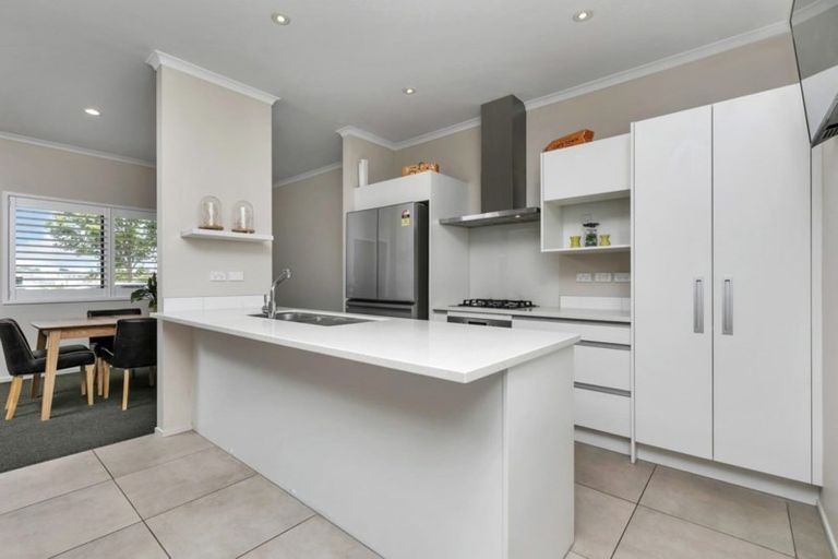 Photo of property in 30 Squadron Drive, Hobsonville, Auckland, 0616