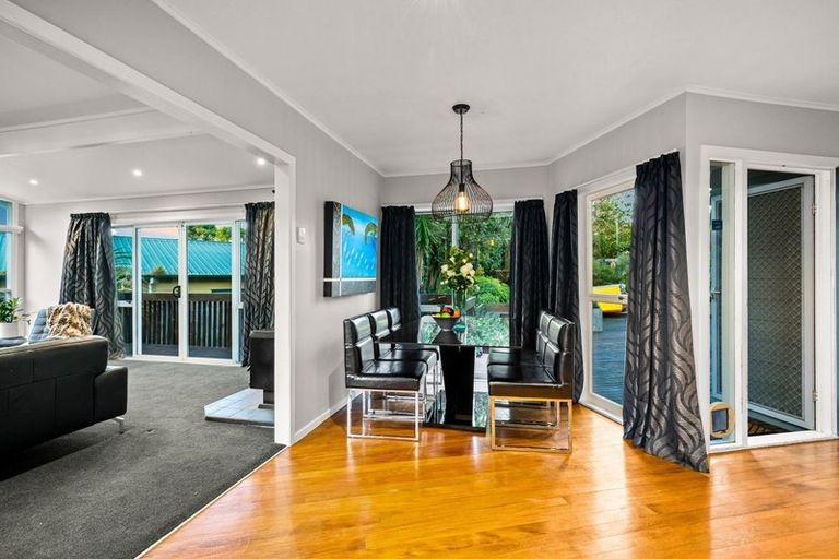 Photo of property in 112 Rathgar Road, Henderson, Auckland, 0610