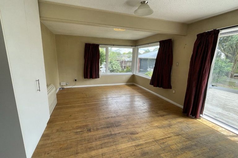 Photo of property in 38b Avonhead Road, Avonhead, Christchurch, 8042