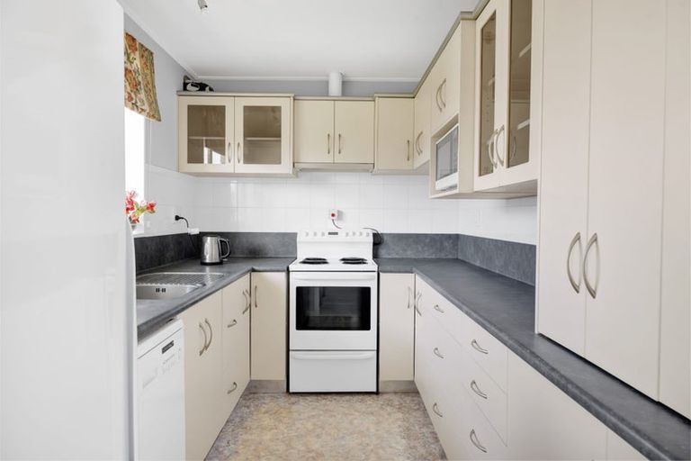Photo of property in 124 Hamlet Street, Stratford, 4332