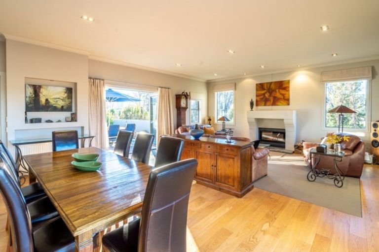 Photo of property in 5 Hollyhock Lane, Wanaka, 9305