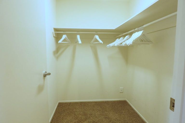 Photo of property in 8 Amner Place, Bluff Hill, Napier, 4110