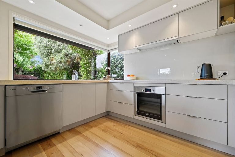 Photo of property in 161 Cashmere Road, Hoon Hay, Christchurch, 8025