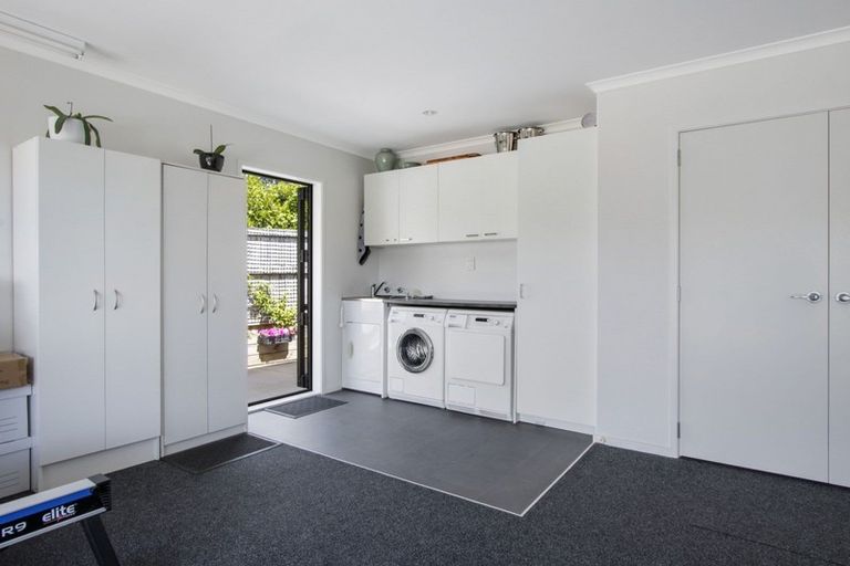 Photo of property in 10 Tranquil Grove, Omokoroa, 3114