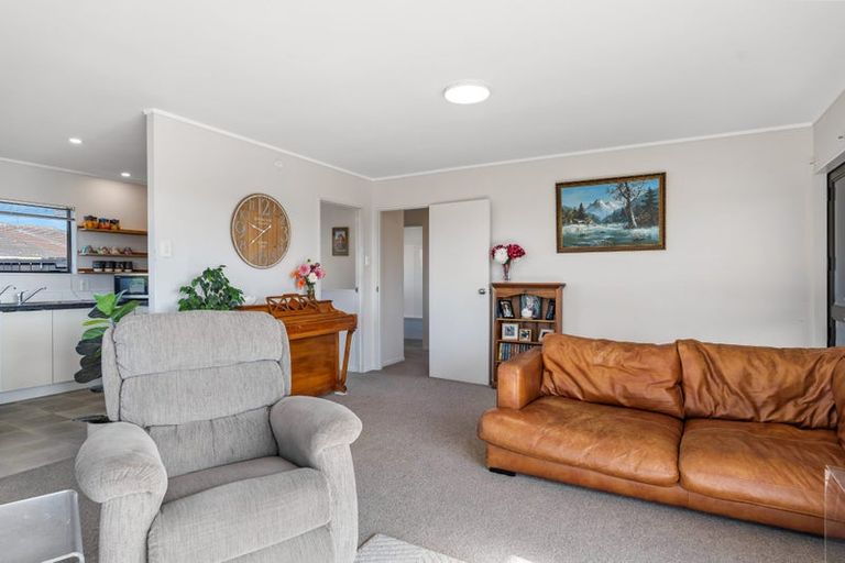 Photo of property in 13 Grand View Road, Te Kamo, Whangarei, 0112