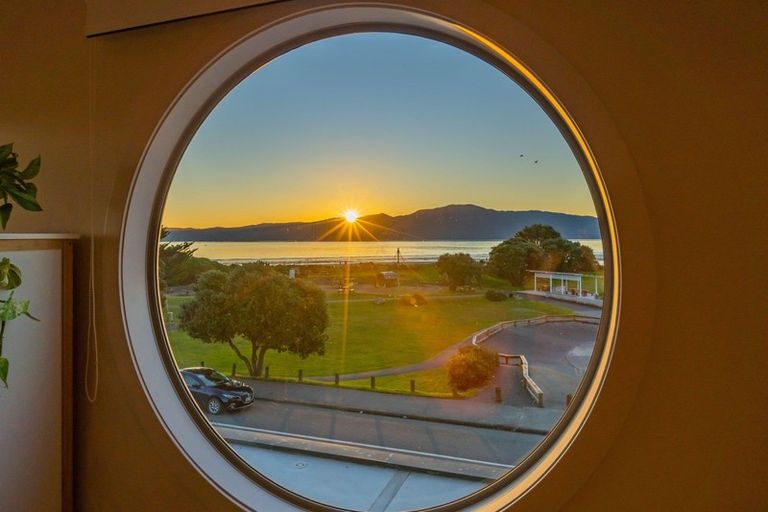 Photo of property in 4-u16 Seaview Road, Paraparaumu Beach, Paraparaumu, 5032