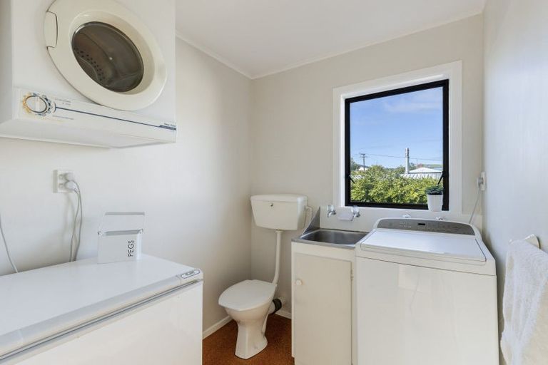 Photo of property in 85 Bayly Road, Blagdon, New Plymouth, 4310