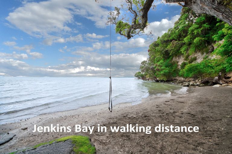 Photo of property in 749 South Titirangi Road, Titirangi, Auckland, 0604