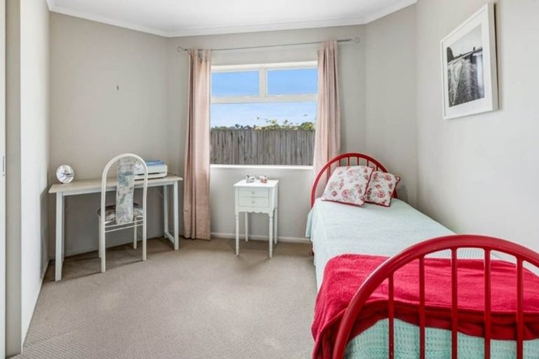 Photo of property in 36 Elan Place, Stanmore Bay, Whangaparaoa, 0932