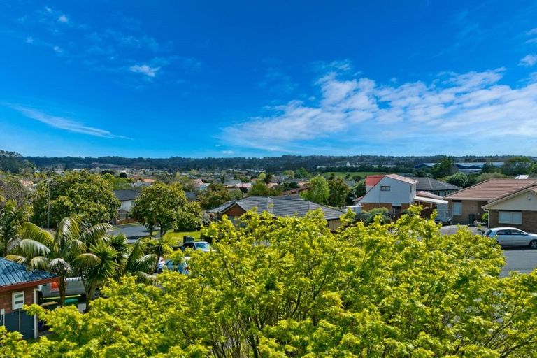 Photo of property in 21 Gala Place, Henderson, Auckland, 0612
