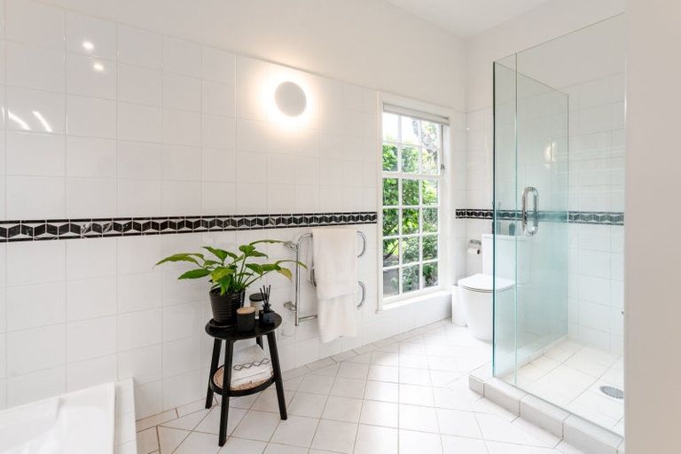 Photo of property in 11 Clark Street, Khandallah, Wellington, 6035