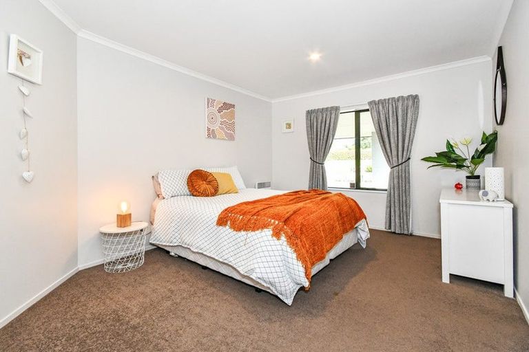 Photo of property in 68 Cooper Road, Ramarama, Drury, 2579