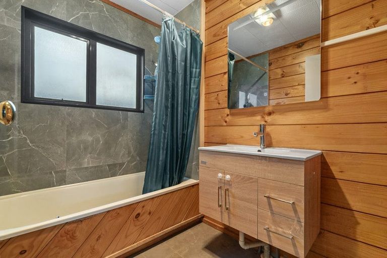 Photo of property in 2/78 Coronation Road, Papatoetoe, Auckland, 2025