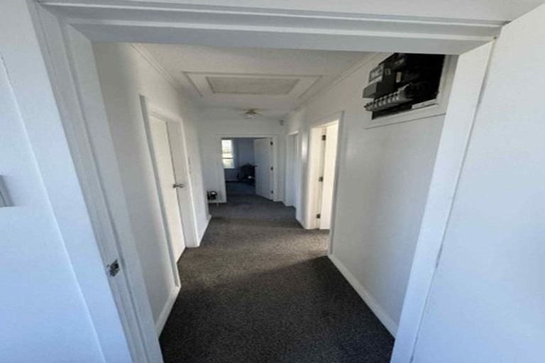 Photo of property in 5 Whenua View, Titahi Bay, Porirua, 5022